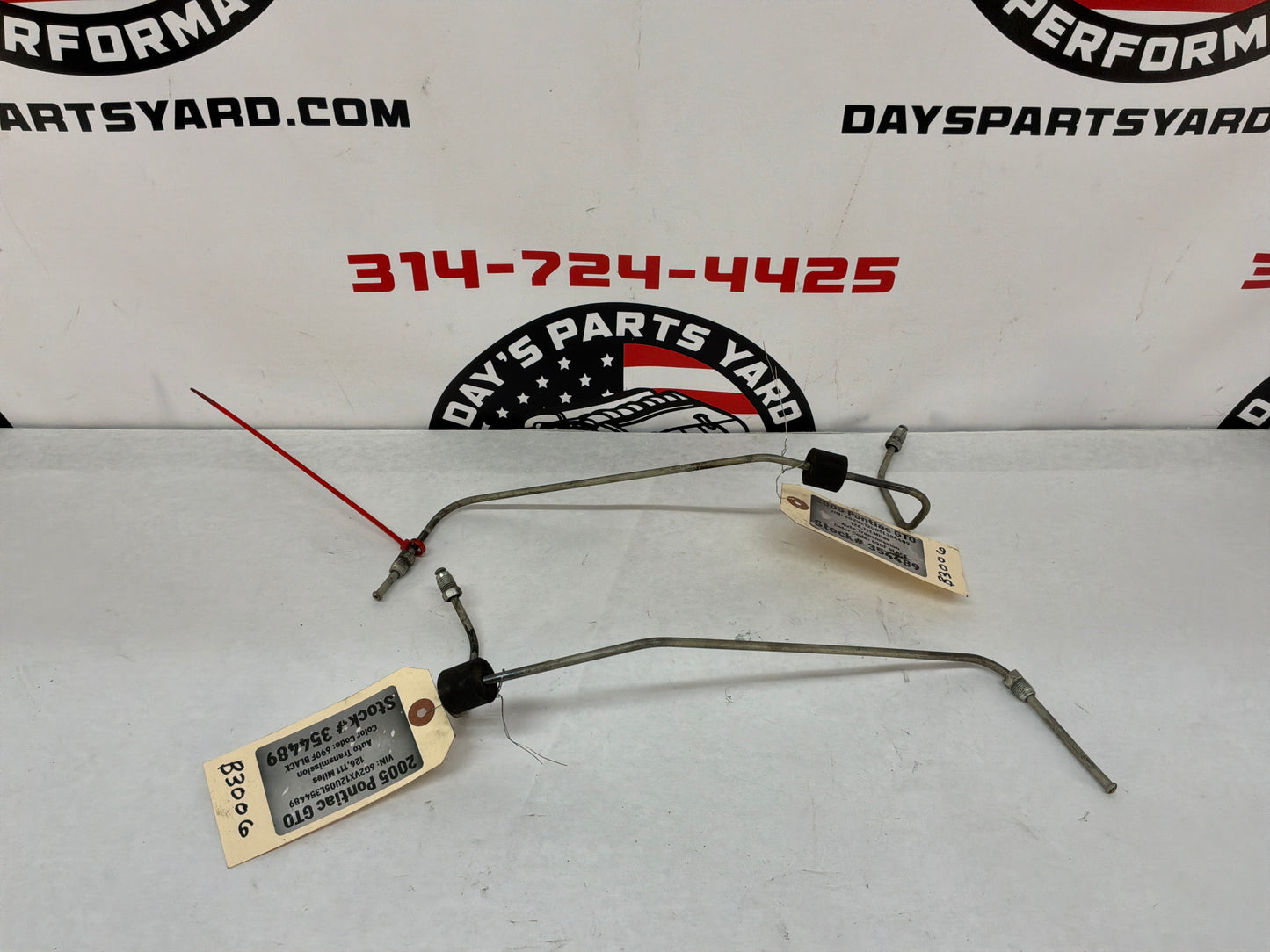 2005 Pontiac GTO  RH & LH Rear Suspension Control Arm Hard Brake Lines Tubes Hoses OEM