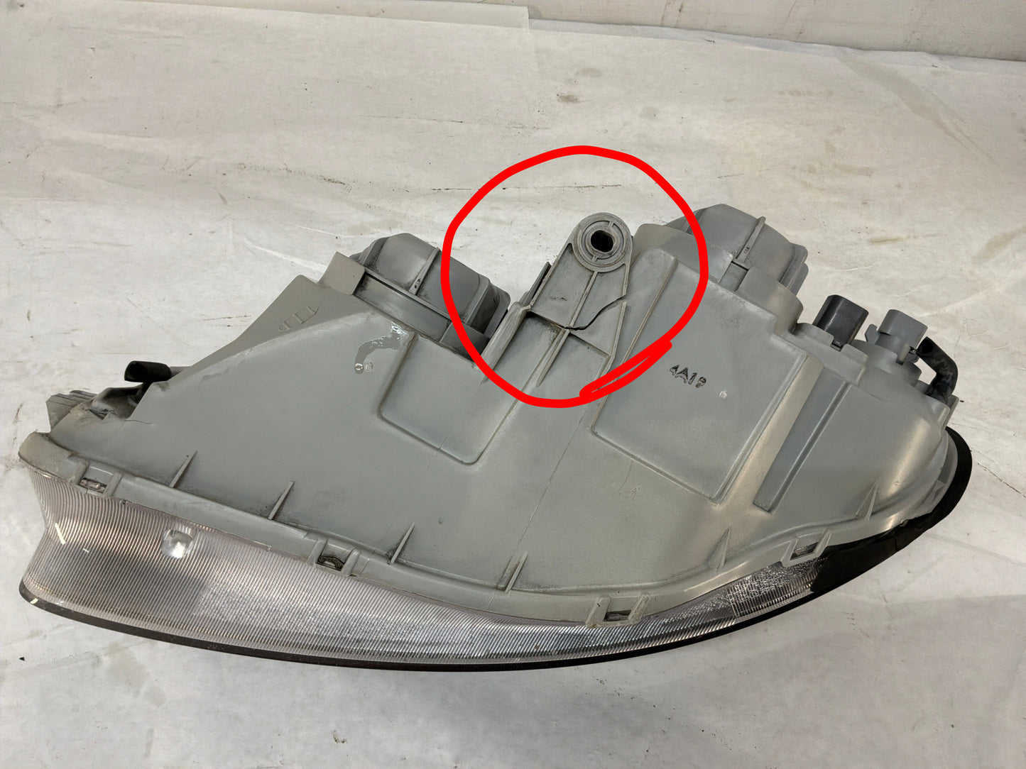 2004 Pontiac GTO RH Passenger Head Light Headlight Lamp OEM
