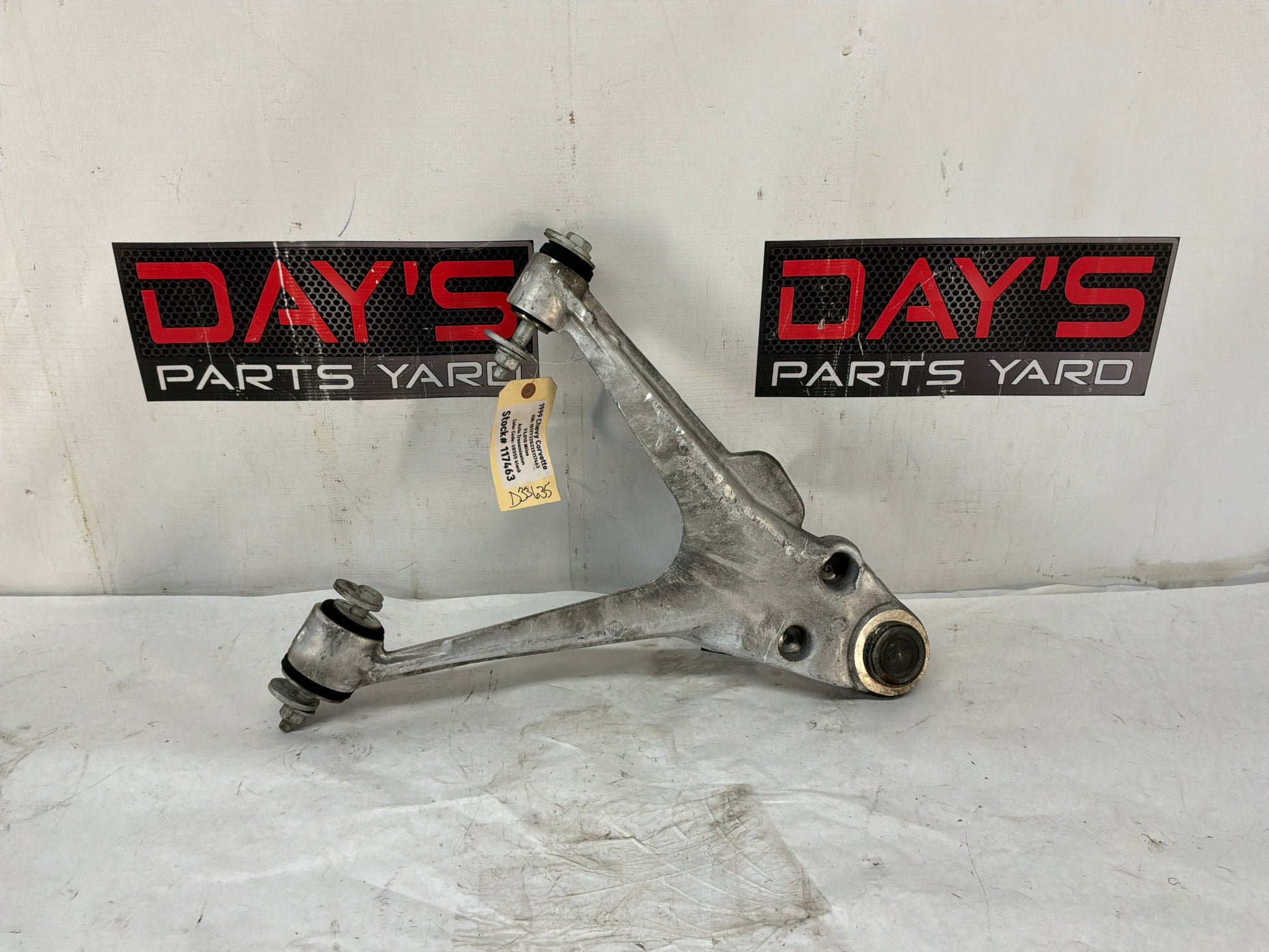 Control arm - Day's Parts Yard