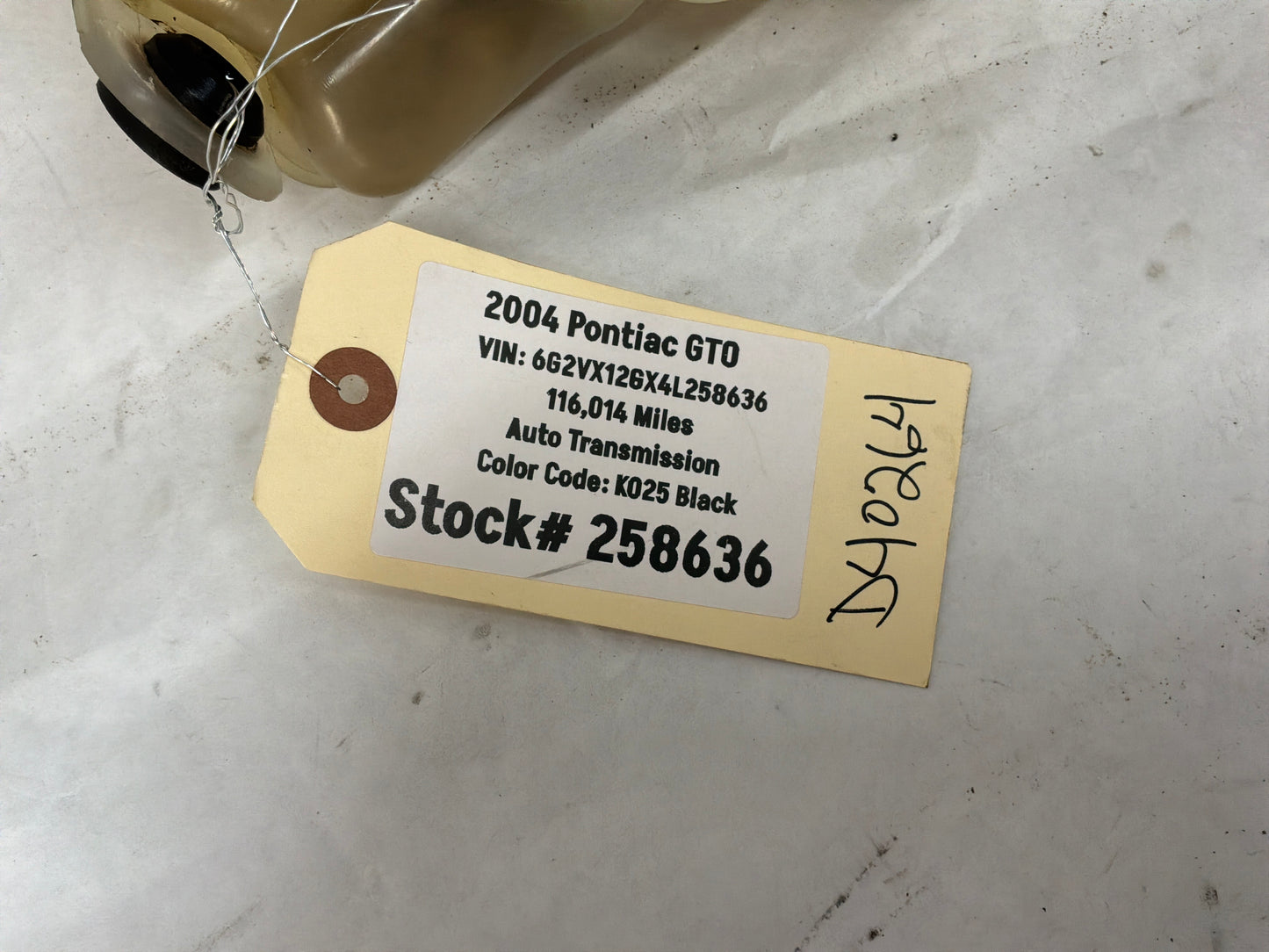 2004 Pontiac GTO Radiator Coolant Over Flow Surge Tank Reservoir OEM