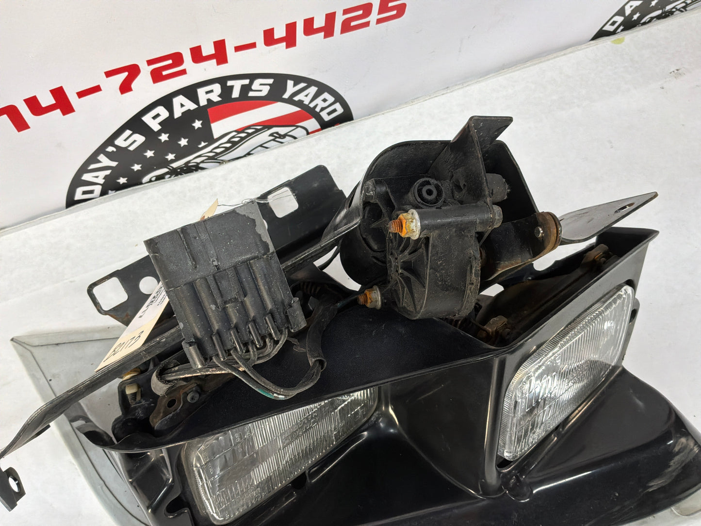 1999 Pontiac Trans Am WS6 LH Driver Headlight Head Light Lamp Assembly OEM