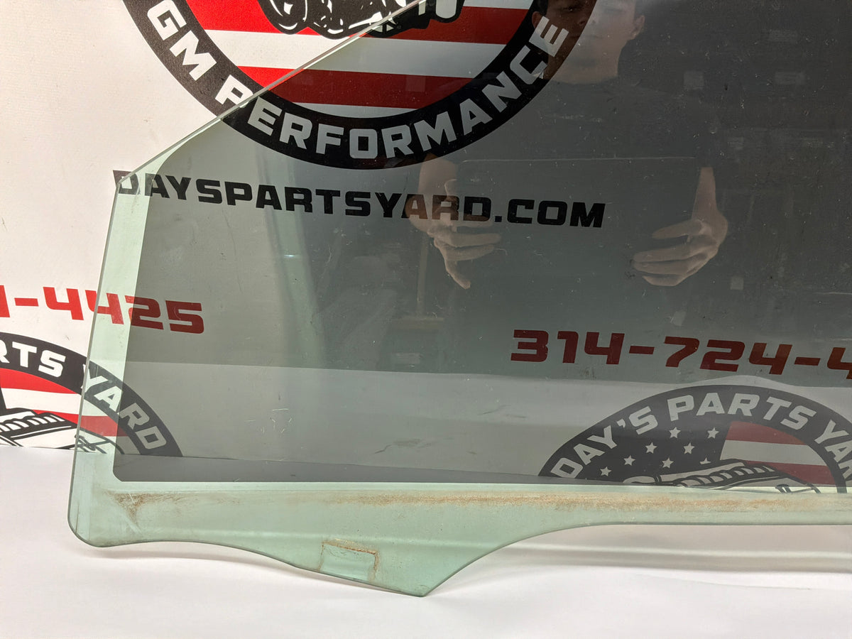 2014 Chevy SS Sedan LH Driver Front Door Window Glass OEM