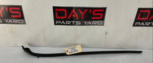 Lh windshield - Day's Parts Yard