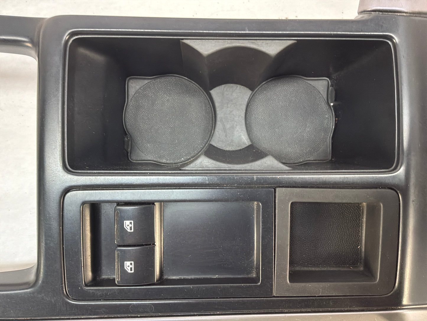 2005 Pontiac GTO Center Console Shifter Bezel Trim Plate Window Switches OEM