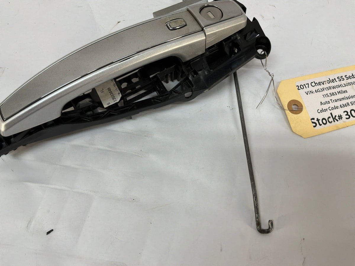 2017 Chevy SS Sedan LH Driver Exterior Front Door Handle Silver OEM