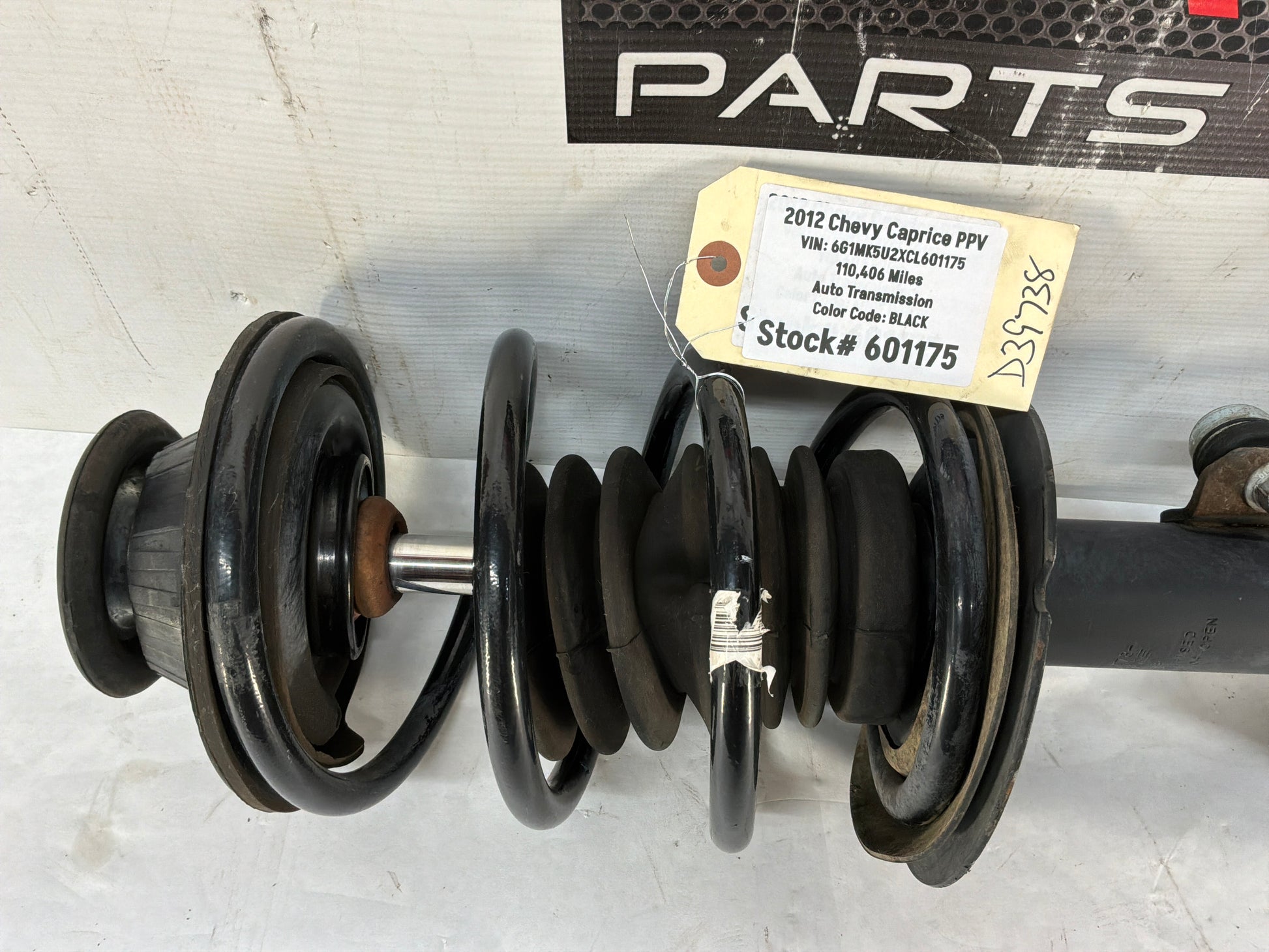 Lh front strut - Day's Parts Yard
