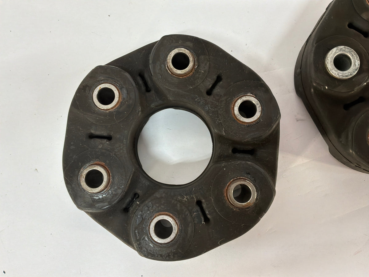 2021 Chevy Camaro SS Driveshaft Drive Shaft Couplers Isolators OEM