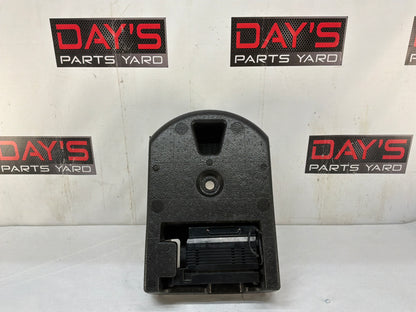 2008 Pontiac G8 GT Complete Tire Air Inflator Compressor Sealant Foam OEM