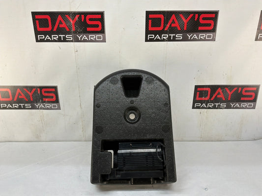 2008 Pontiac G8 GT Complete Tire Air Inflator Compressor Sealant Foam OEM