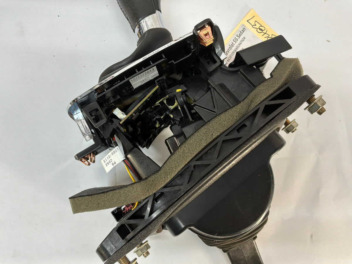 2014 Chevy SS Sedan Complete Center Console Armrest w/ Shifter OEM
