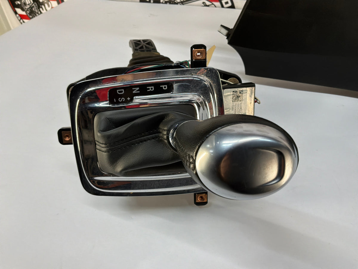 2016 Chevy SS Sedan Complete Center Console w/ Shifter OEM
