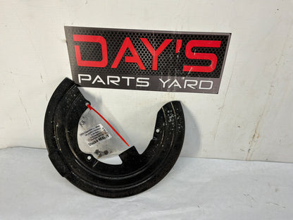 Rh dust cover - Day's Parts Yard