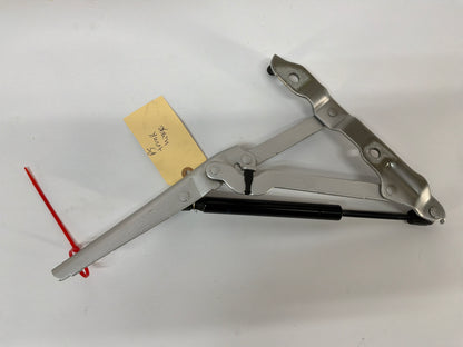 2015 Chevy Camaro SS 1LE Trunk hinges