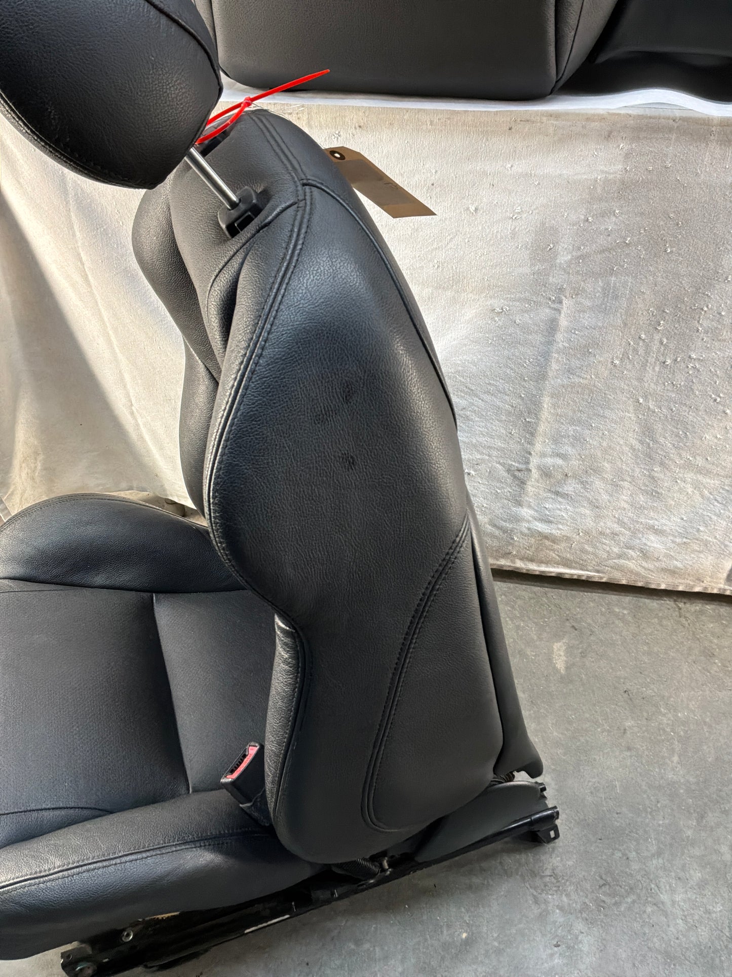 2005 Pontiac GTO Black Leather Front and Rear Seats Set OEM