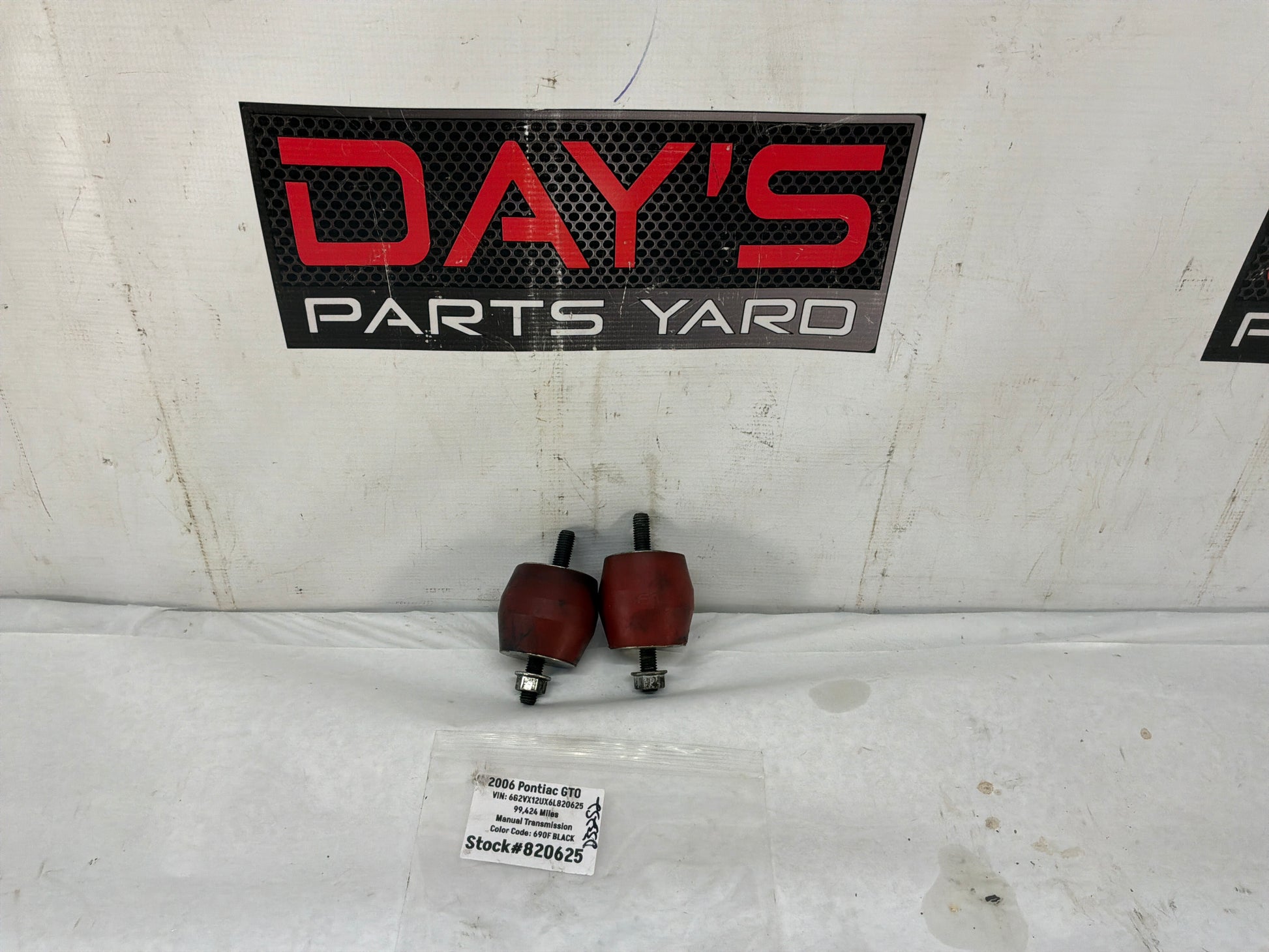 Moyer mounts - Day's Parts Yard