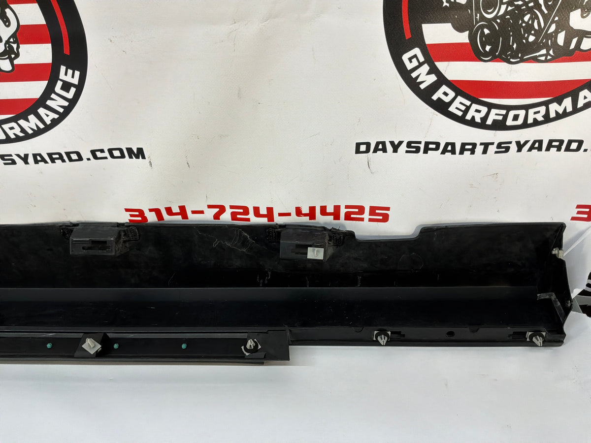 2013 Chevy Camaro ZL1 RH Passenger Rocker Molding Side Skirt Panel OEM