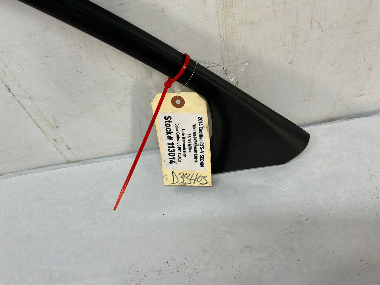 2014 Cadillac CTS-V Sedan RH Passenger Front Door Garnish Molding Trim OEM - Day's Parts Yard