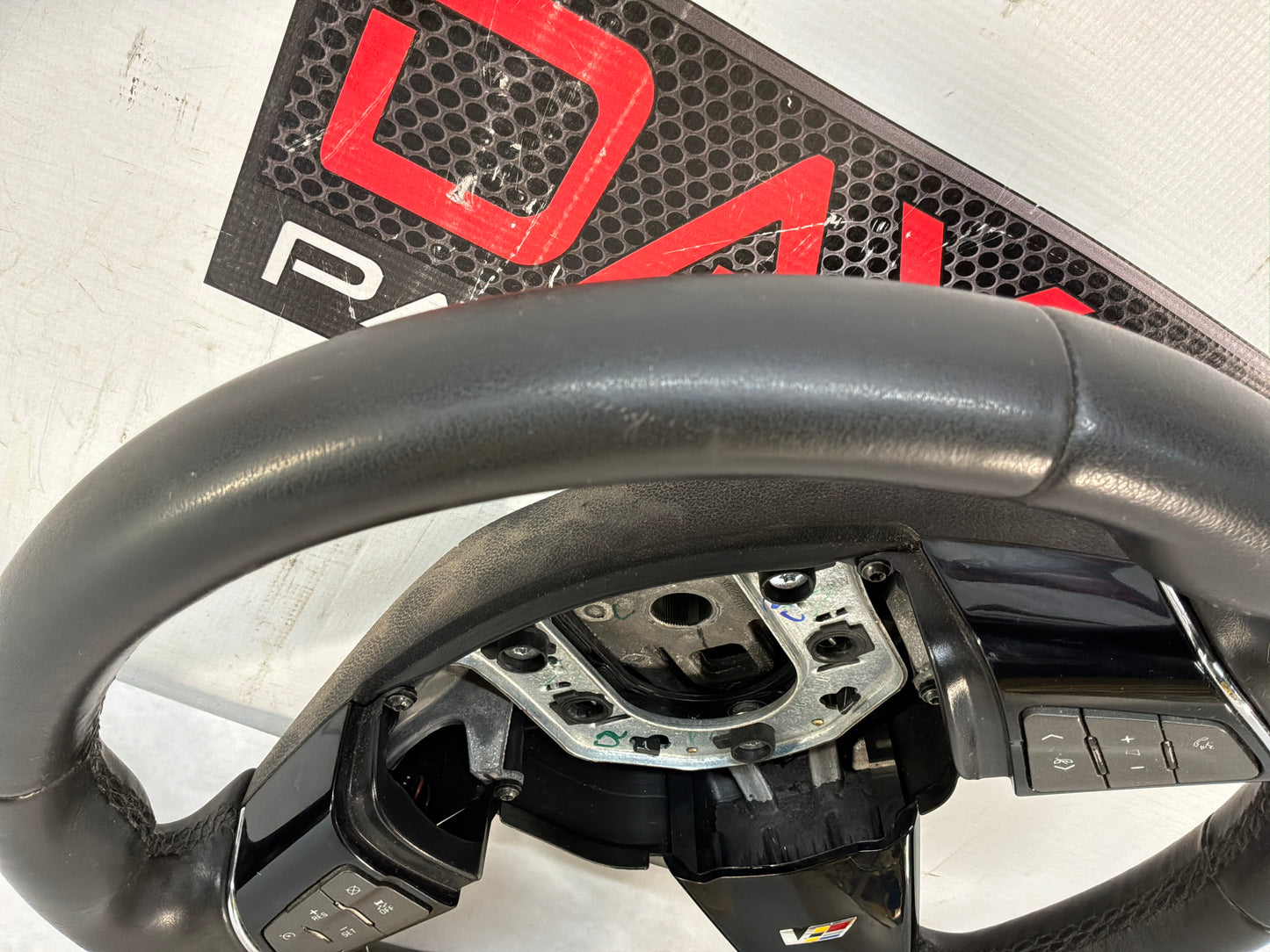 Steering wheel - Day's Parts Yard