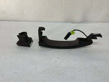 2017 Chevy SS Sedan RH Passenger Front Exterior Door Handle OEM