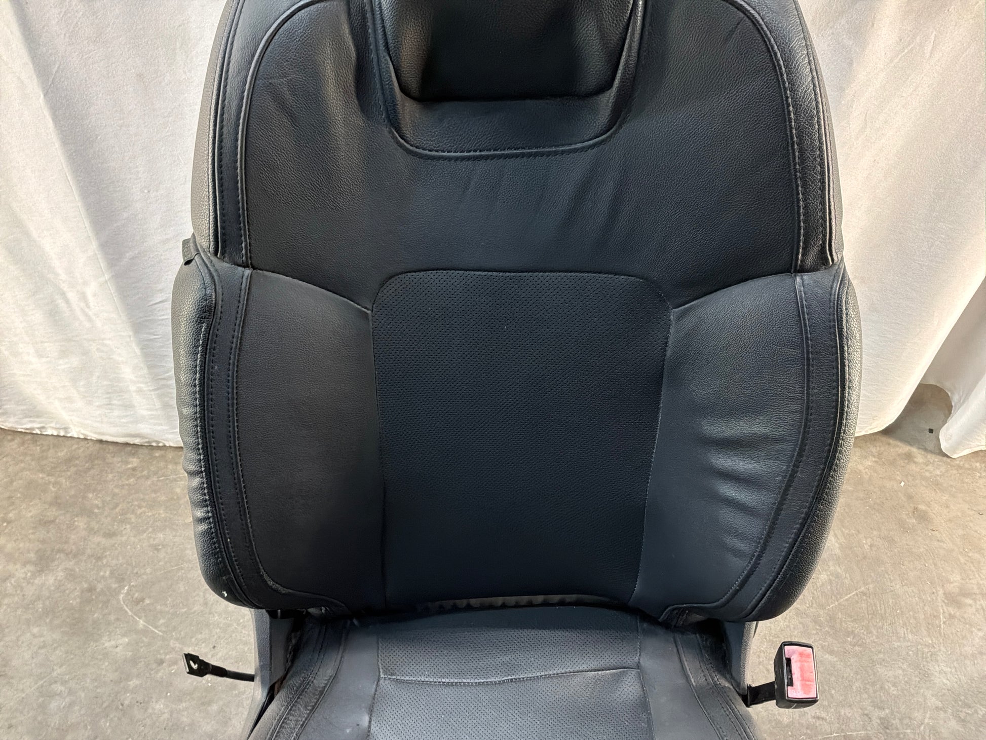 Seats - Day's Parts Yard