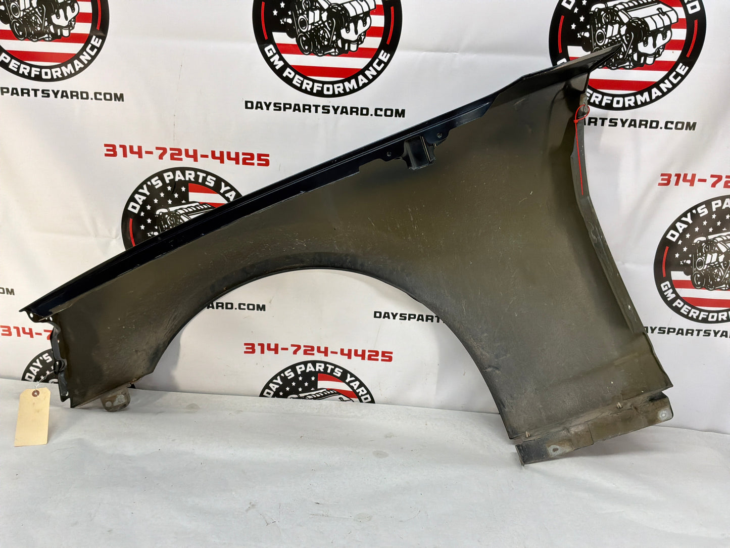 2014 Chevy Camaro SS2014 Chevy Camaro SS RH Passenger Front Fender OEM