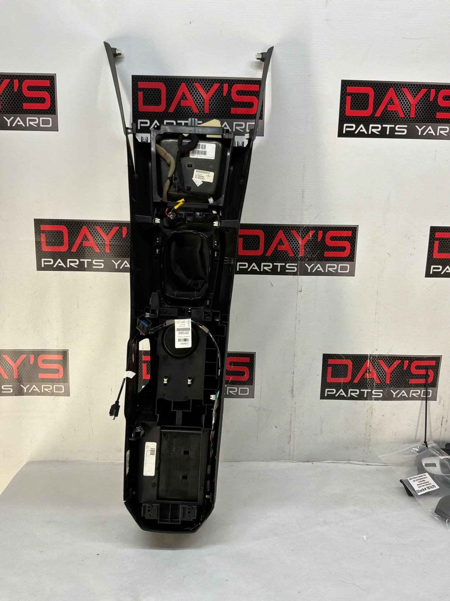 2015 Chevrolet Camaro SS 1LE Complete Center Console Arm Rest OEM