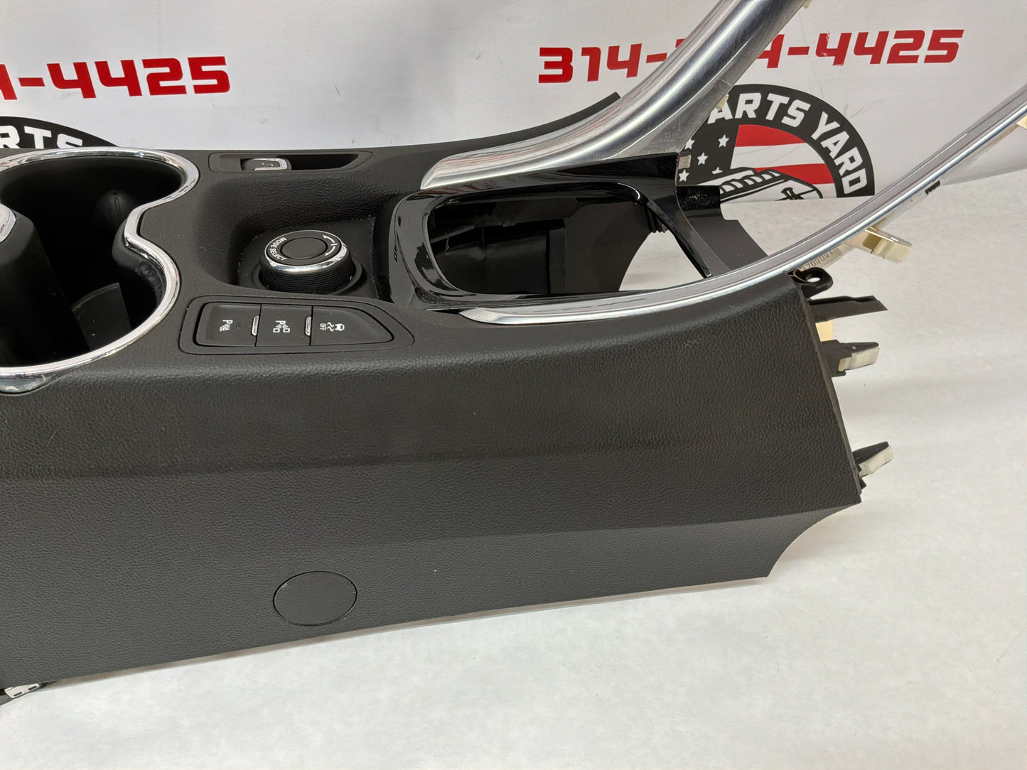 2017 Chevrolet SS Sedan Center Console w/Shifter OEM