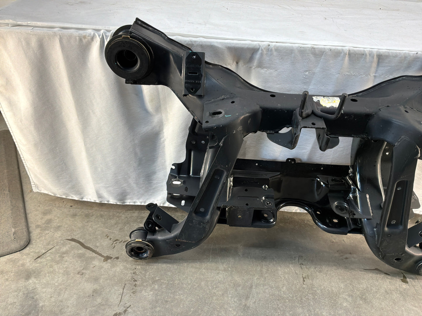 Rear cradle - Day's Parts Yard