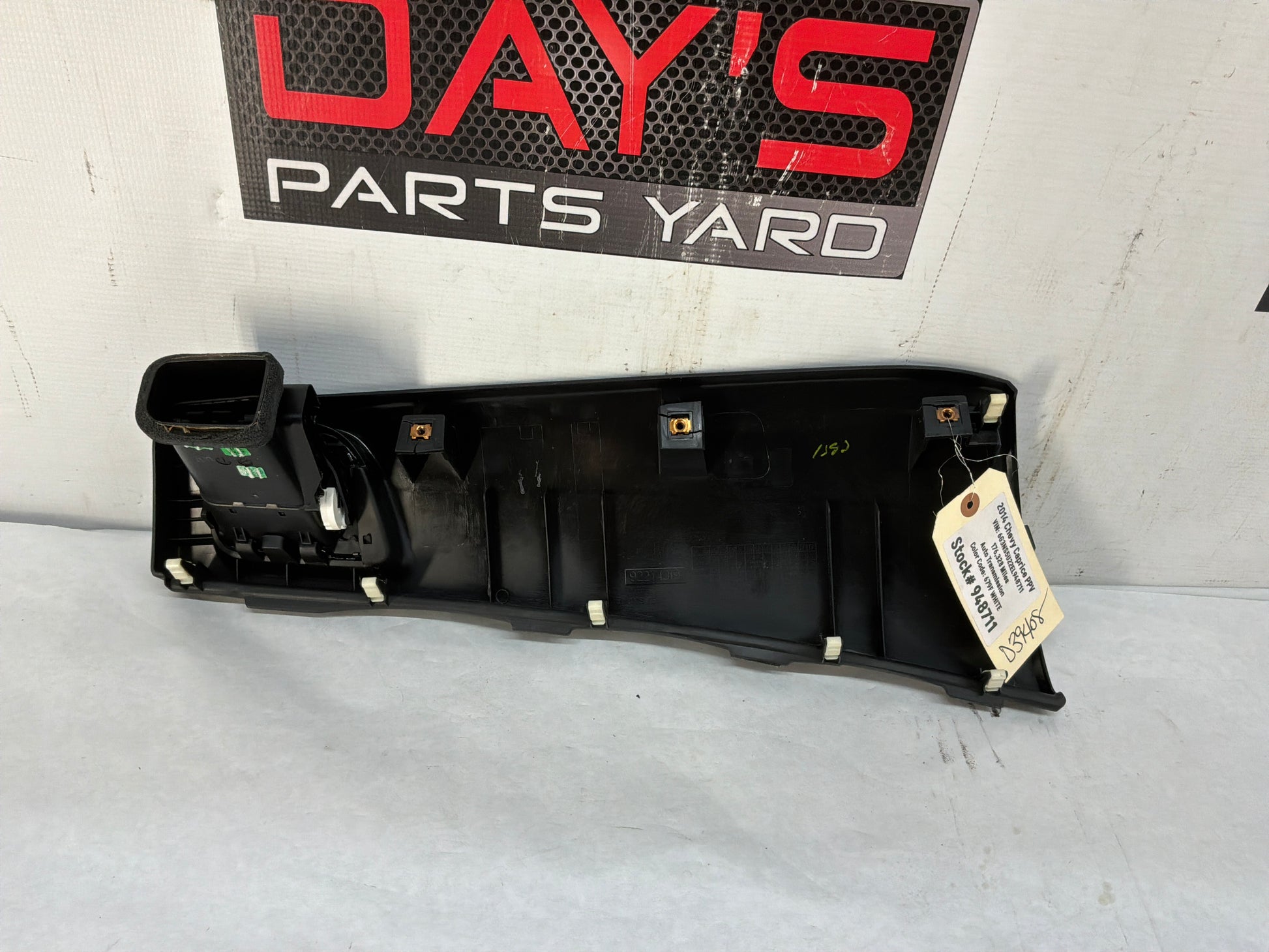 Dash vent - Day's Parts Yard