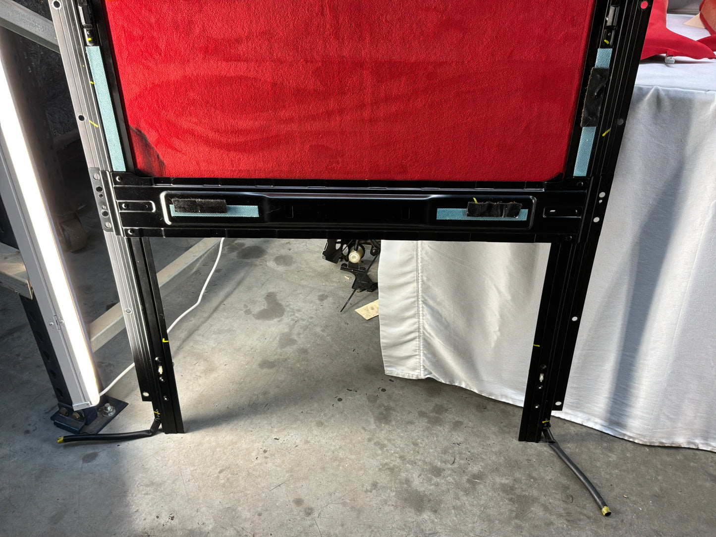 Head liner sunroof and interior trim - Day's Parts Yard