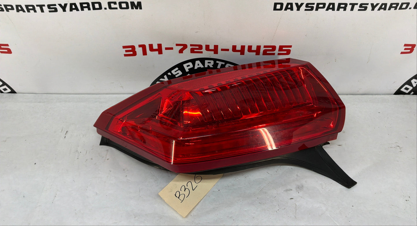 2016 Cadillac CTS-V RH Passenger Tail Light Taillight Stop Lamp OEM