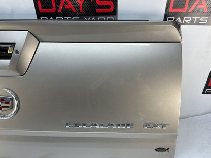 2002 Cadillac Escalade EXT Tailgate Tail Gate OEM
