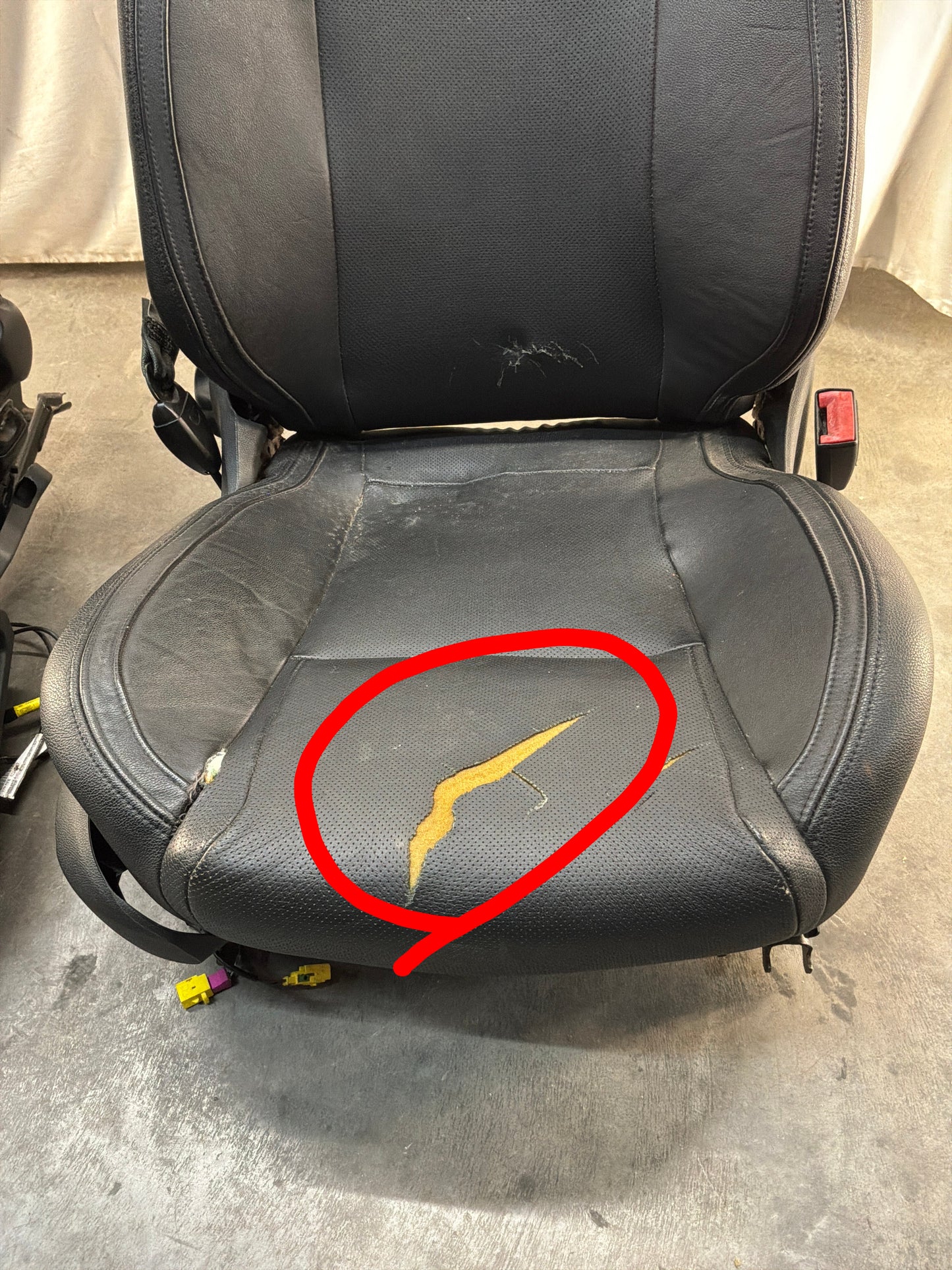 2008 Pontiac G8 GT Seats Fronts and Rears Black Leather OEM