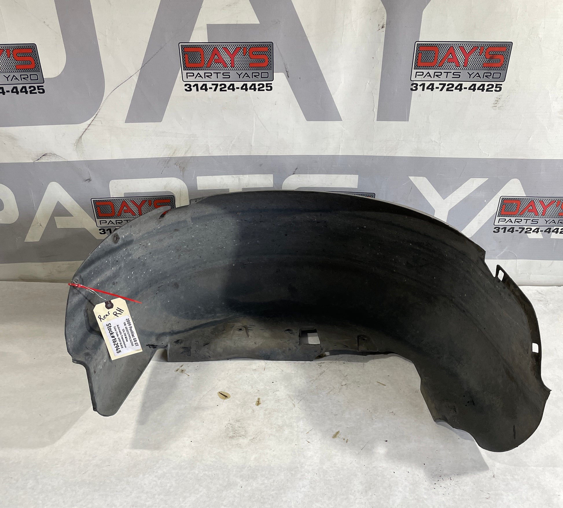 2009 Pontiac G8 GT RH Passenger Rear Wheel Liner OEM - Day's Parts Yard
