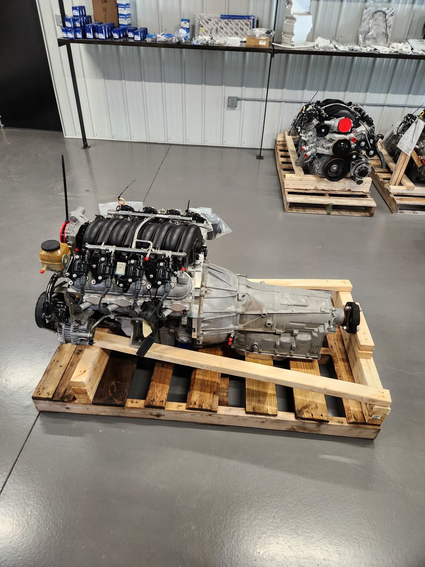 6.0L L77 L76 LS2 Engine 6L80 Automatic Transmission Drivetrain Pullout DOD Deleted