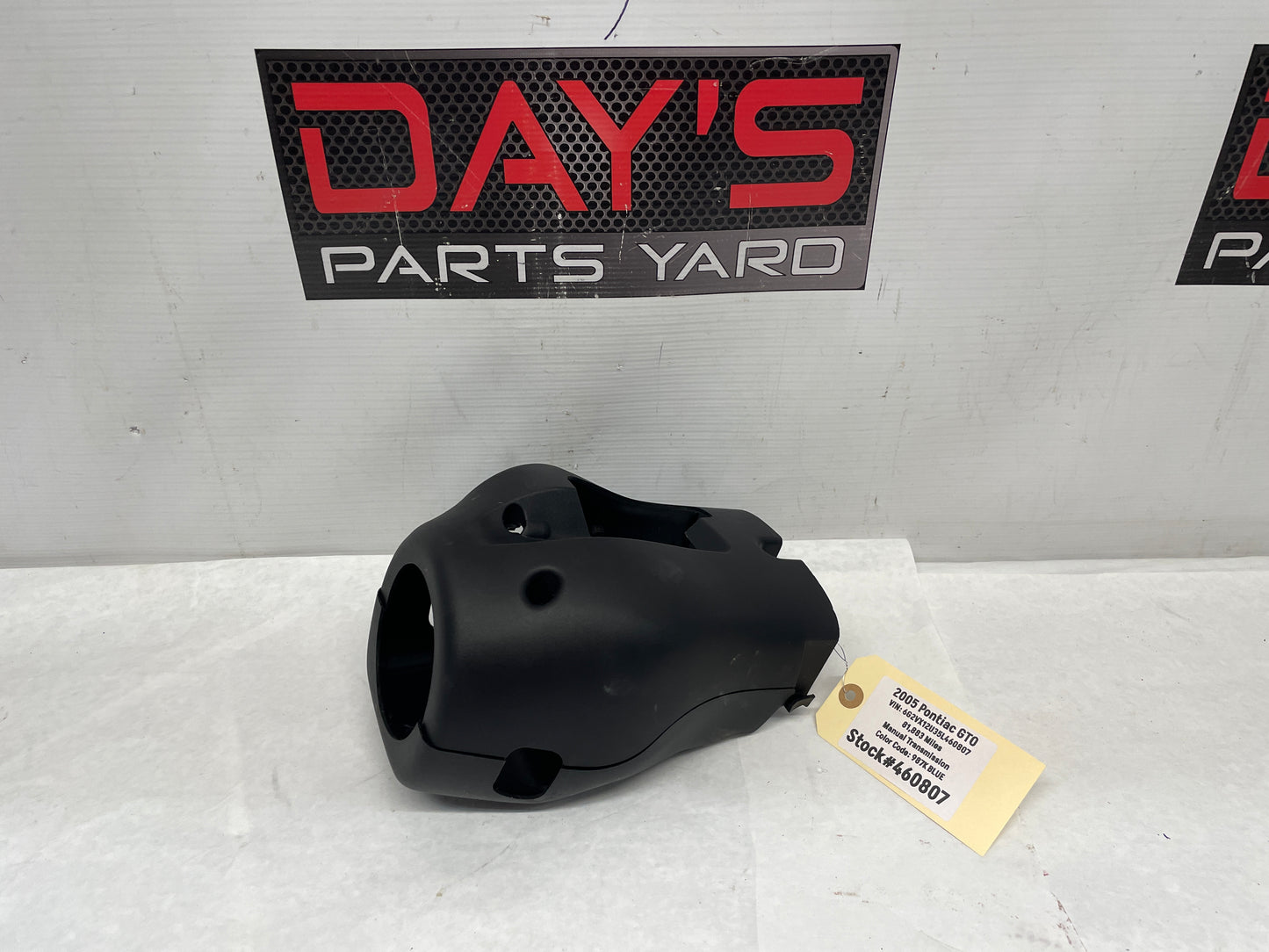 2005 Pontiac GTO Complete Steering Column Clam Shell Cover Molding Trim OEM - Day's Parts Yard
