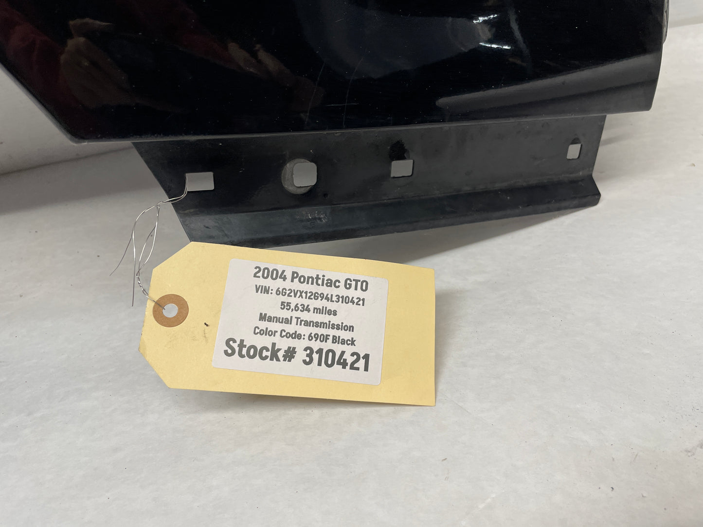 2004 Pontiac GTO RH Passenger Front Fender OEM - Day's Parts Yard