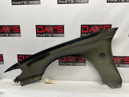 2004 Pontiac GTO RH Passenger Front Fender OEM - Day's Parts Yard