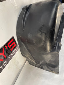 2004 Chevy C5 Corvette Z06 LH Driver Rear Wheel House Well Fender Liner OEM - Day's Parts Yard