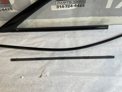 2017 Cadillac ATS-V Coupe Black RH & LH Window Sill Molding Trim Covers OEM - Day's Parts Yard