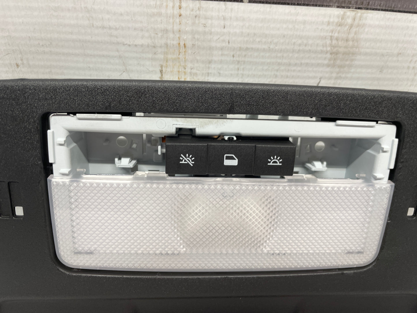 2013 Chevy Camaro ZL1 Over Head Console Light OEM - Day's Parts Yard