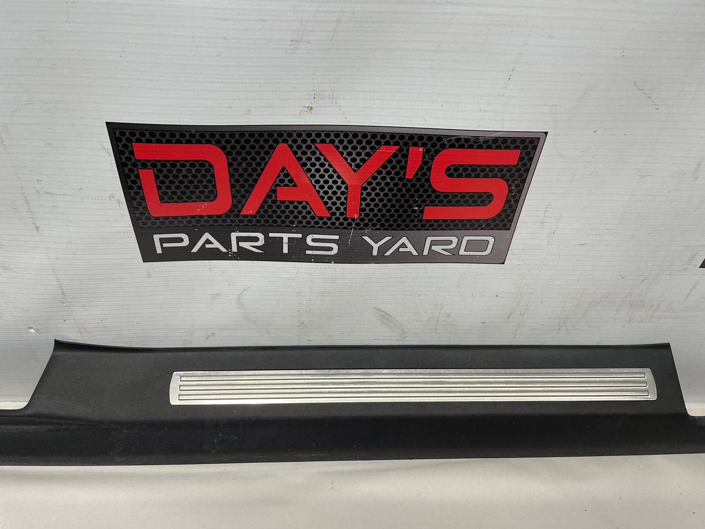 2014 Chevy SS Sedan RH Passenger Front Scuff Sill Plate OEM - Day's Parts Yard
