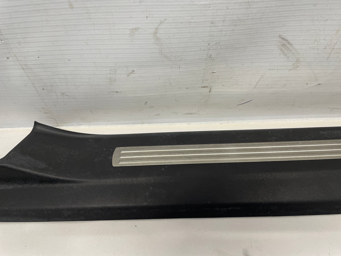 2014 Chevy SS Sedan RH Passenger Front Scuff Sill Plate OEM - Day's Parts Yard