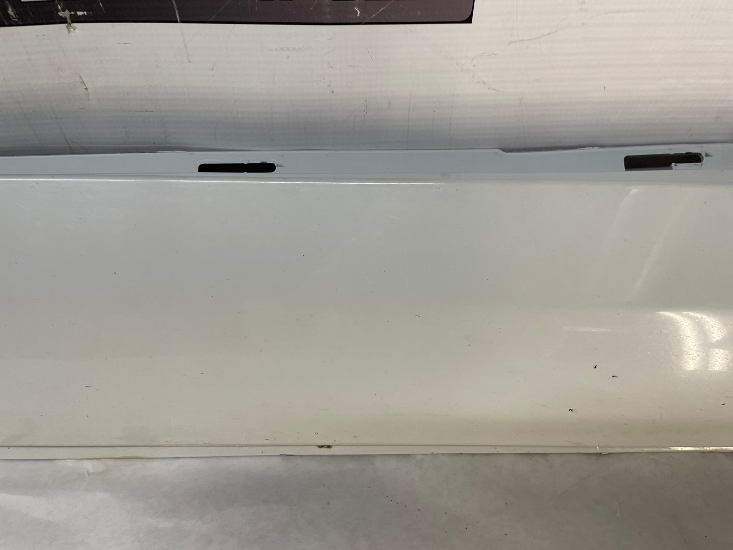 2013 Chevy Caprice PPV RH Passenger Rocker Molding Side Skirt Panel Trim Molding OEM - Day's Parts Yard
