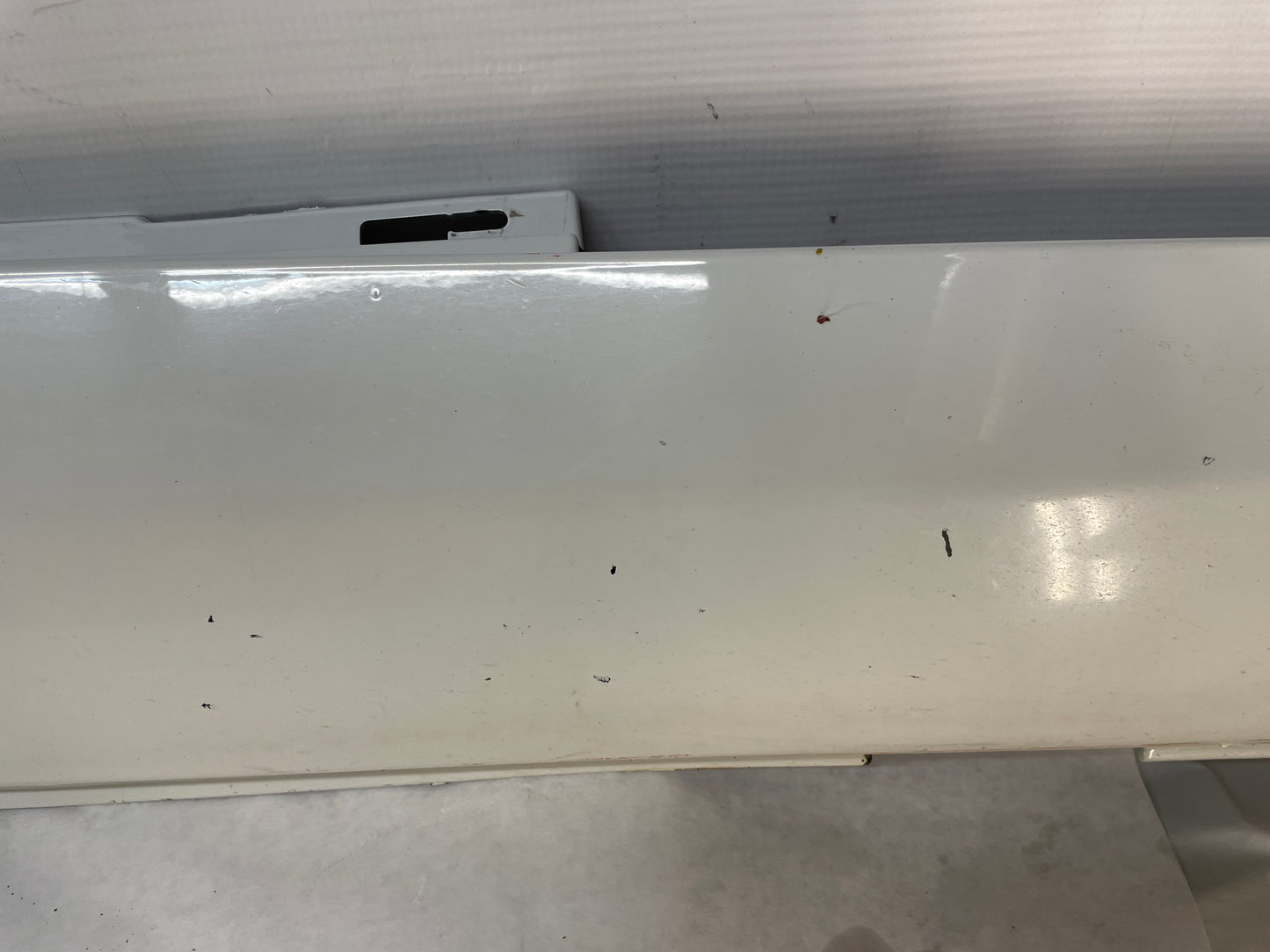 2013 Chevy Caprice PPV RH Passenger Rocker Molding Side Skirt Panel Trim Molding OEM - Day's Parts Yard