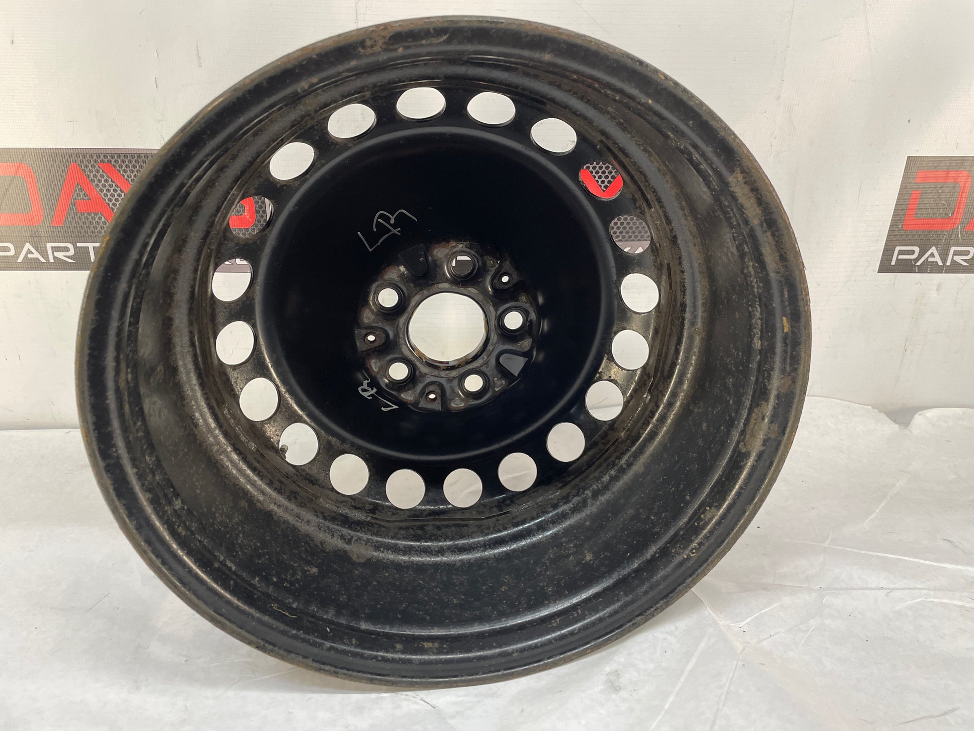 2013 Chevy Caprice PPV Factory OEM Steel Wheel 18X8 - Day's Parts Yard