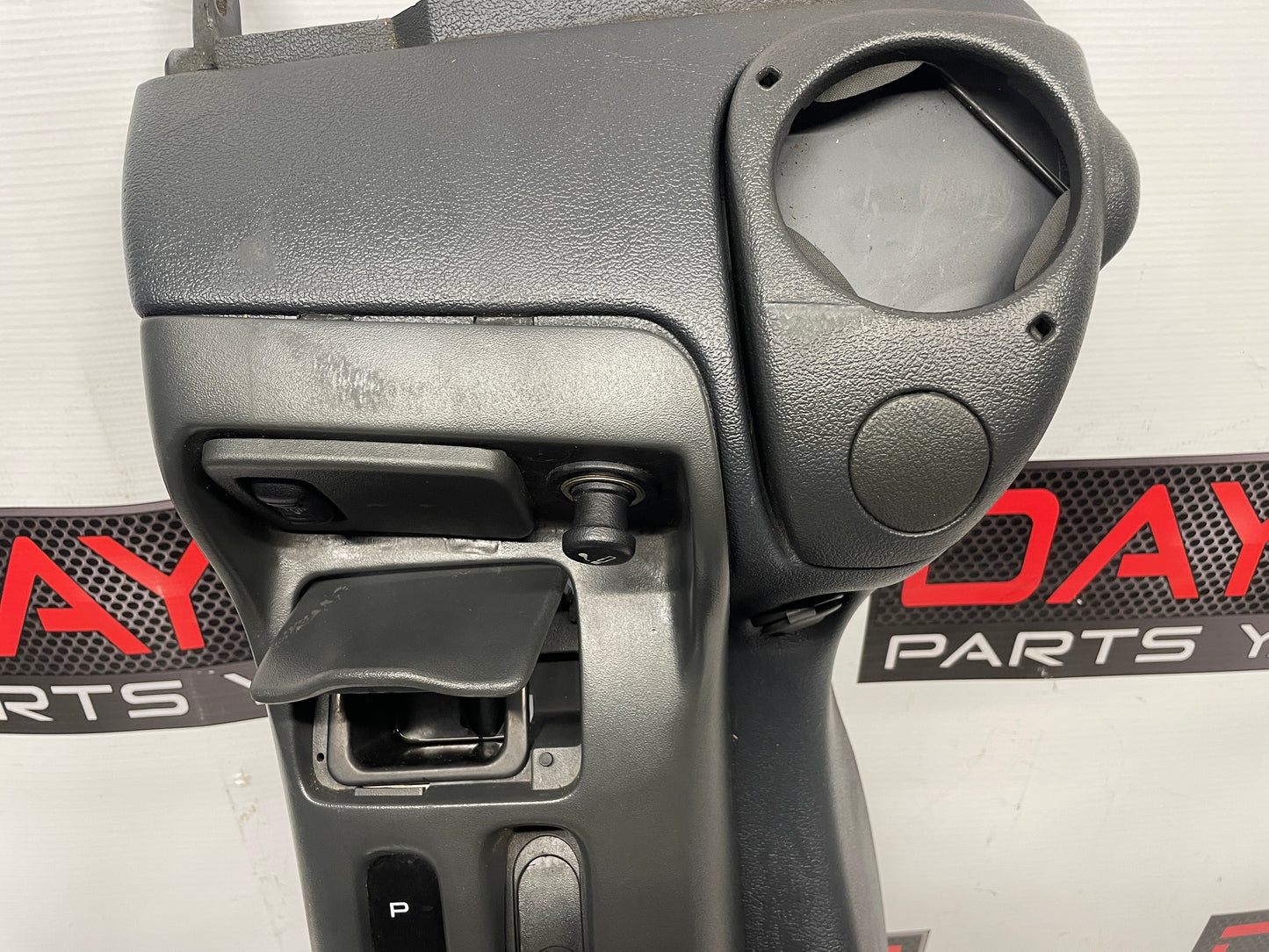 1999 Chevy Camaro Z28 SS Complete Center Console Arm Rest Assembly Gray Grey OEM