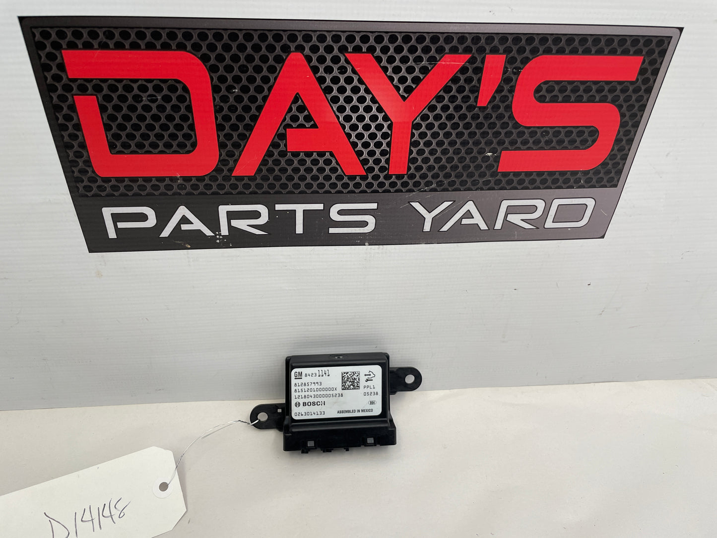 2018 Chevy Camaro SS Park Assist Control Module OEM - Day's Parts Yard