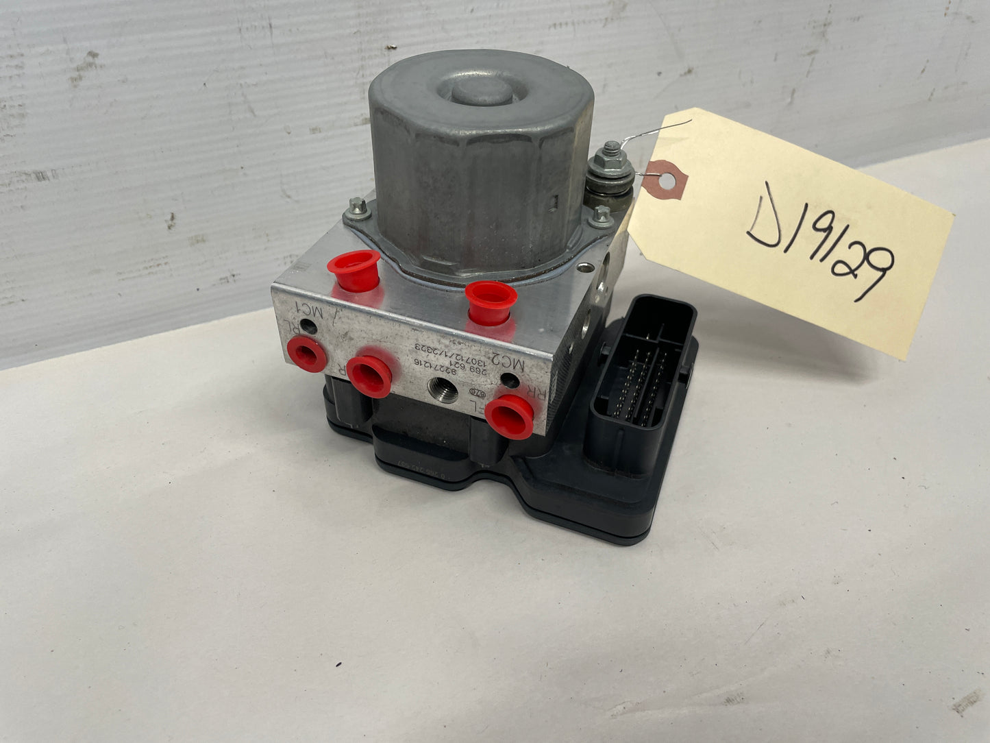 2014 Chevy SS Sedan ABS Anti Lock Brake Pump Module OEM - Day's Parts Yard