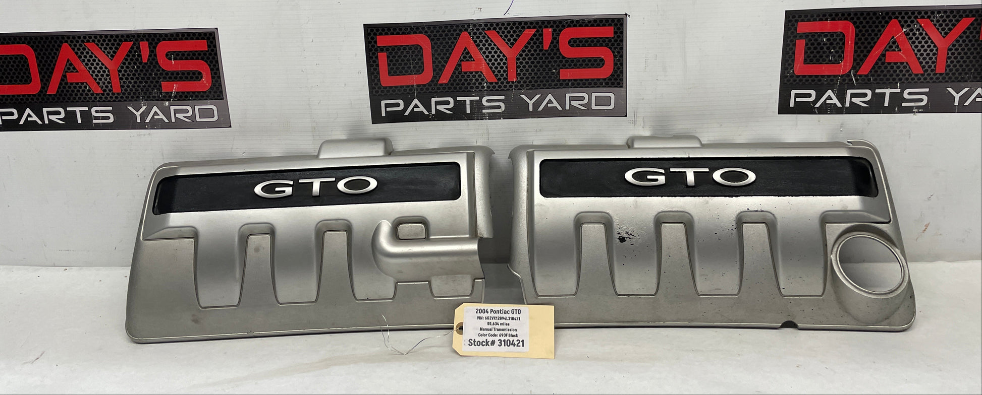 2004 Pontiac GTO RH & LH Engine Motor Intake Manifold Coil Covers Set OEM - Day's Parts Yard